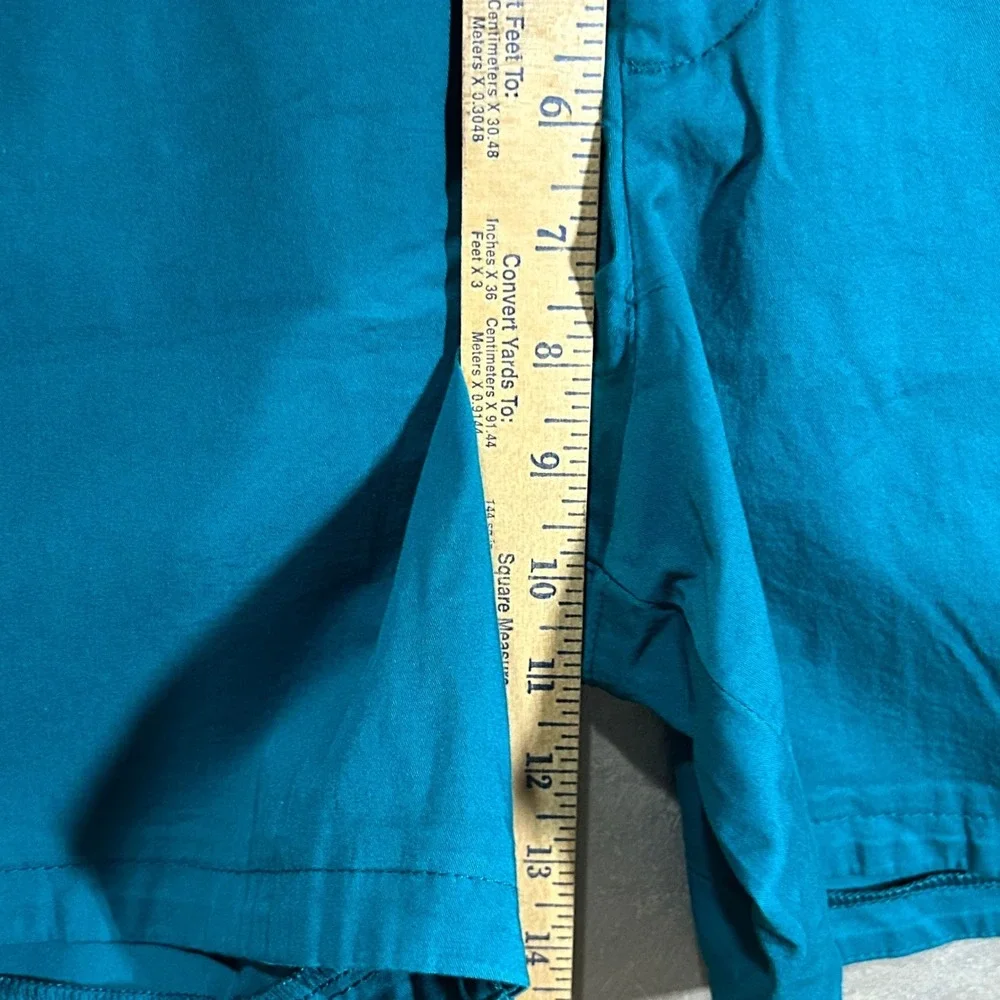 Lee‎ Natural Fit Calypso Teal Shorts Woman's Size 6 Medium NWT Instantly Slims